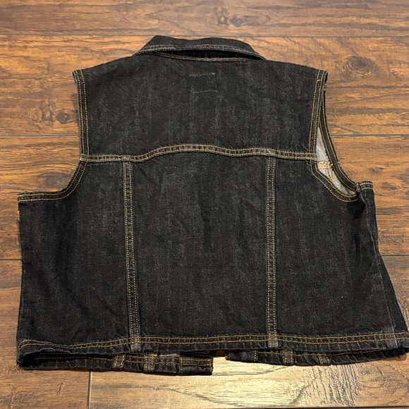 Dark Denim Wild Fable Vest with Button Details NWT - Picture 5 of 5